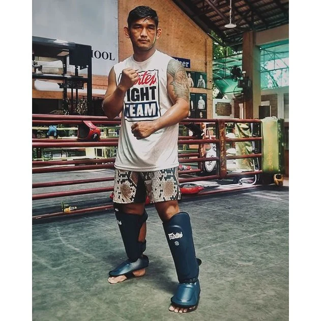 Fairtex SP9 Ultra Ergo Shin Pads | Muay Thai, Kickboxing Shin Guards Made with Syntek Leather - Image 10
